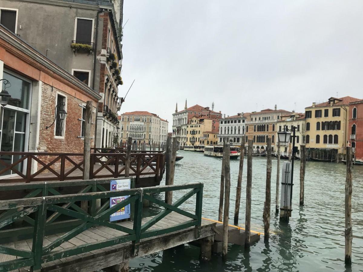 Palazzo Grassi And Accademia Bridge Superb House Apartment Venice Exterior photo