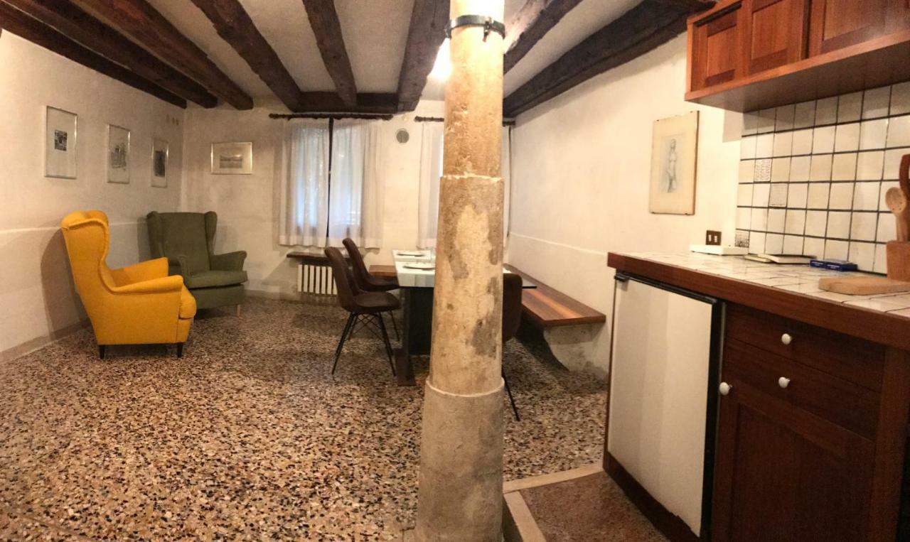 Palazzo Grassi And Accademia Bridge Superb House Apartment Venice Exterior photo